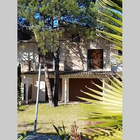 Lightfull & Relaxing Maison, 200 Steps From Paradise Karidi Beach 度假居 *